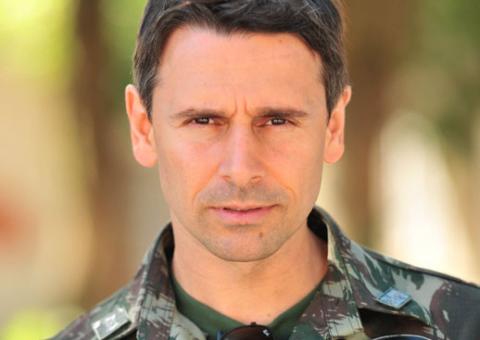 Murilo Rosa usou máscara do batman em vídeo íntimo?